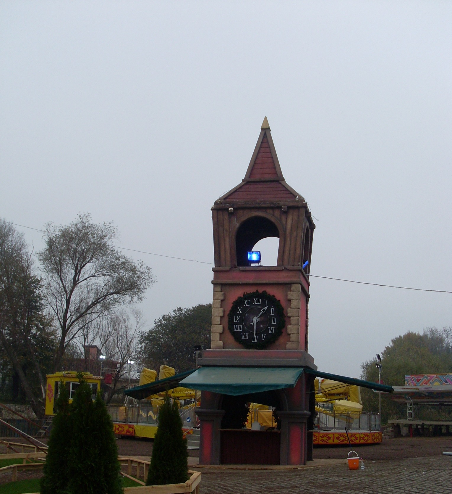 Λίγες ώρες πριν ανάψουν τα… φώτα στο Μύλο των Ξωτικών