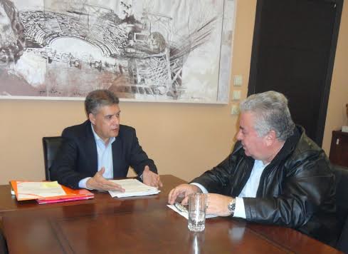 Συνάντηση περιφερειάρχη Θεσσαλίας με διοικητή νοσοκομείου Τρικάλων