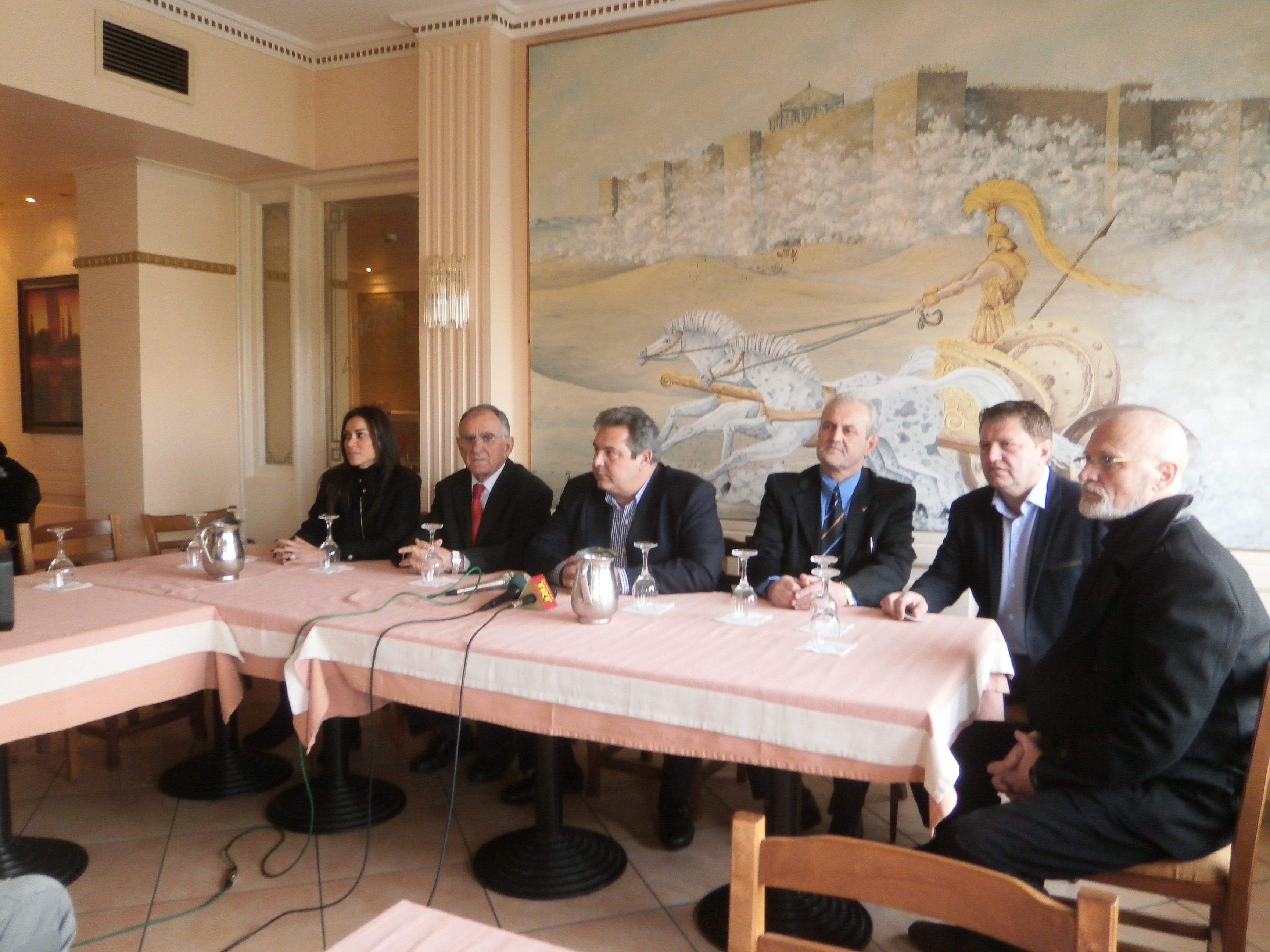 Στα Τρίκαλα ήρθε το μεσημέρι ο Πρόεδρος των ΑΝ.ΕΛ. Πάνος Καμμένος