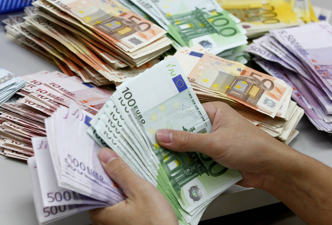 Με αποθεματικό 600.000 ευρώ το 2014 οι  δύο Σχολικές Επιτροπές του Δήμου Τρικκαίων