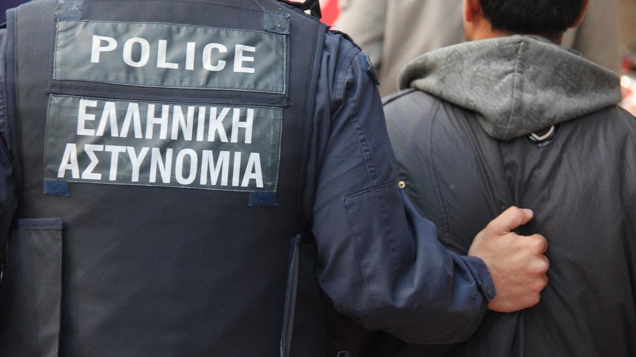 Μπαράζ συλλήψεων στη Λάρισα