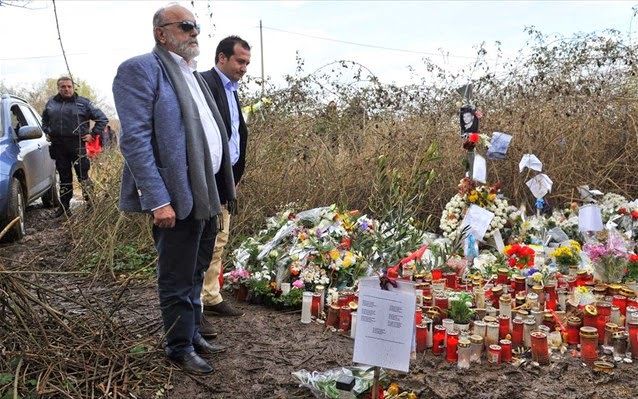 ΓΙΑΝΝΕΝΑ-Λουλούδια για τον Βαγγέλη Γιακουμάκη, κατέθεσε ο Π.Κουρουμπλής
