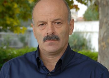Τελικά, ποιος είναι με το κεφάλαιο και ποιος με τον λαό;