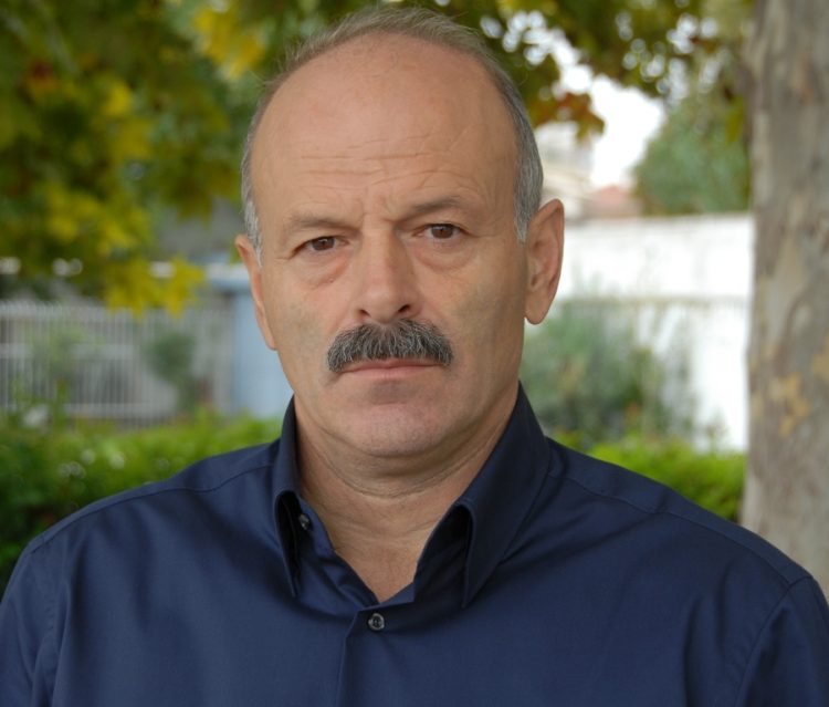 Τελικά,  ποιος είναι με το κεφάλαιο και ποιος με τον λαό;