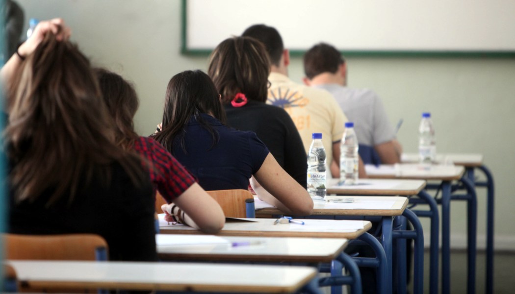 Ευχέλαιο για τους μαθητές που δίνουν Πανελλαδικές στο Παρεκκλήσιο της Αγίας Ειρήνης