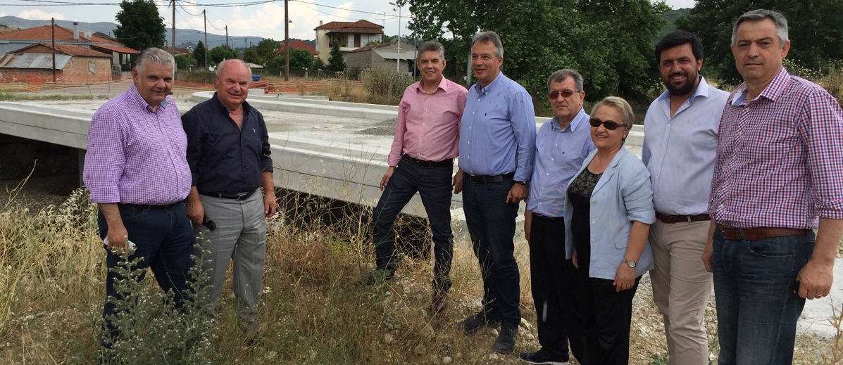 Τις εργασίες στη νέα γέφυρα της Θεόπετρας προϋπολογισμού 810.000 ευρώ επιθεώρησε ο Περιφερειάρχης Θεσσαλίας