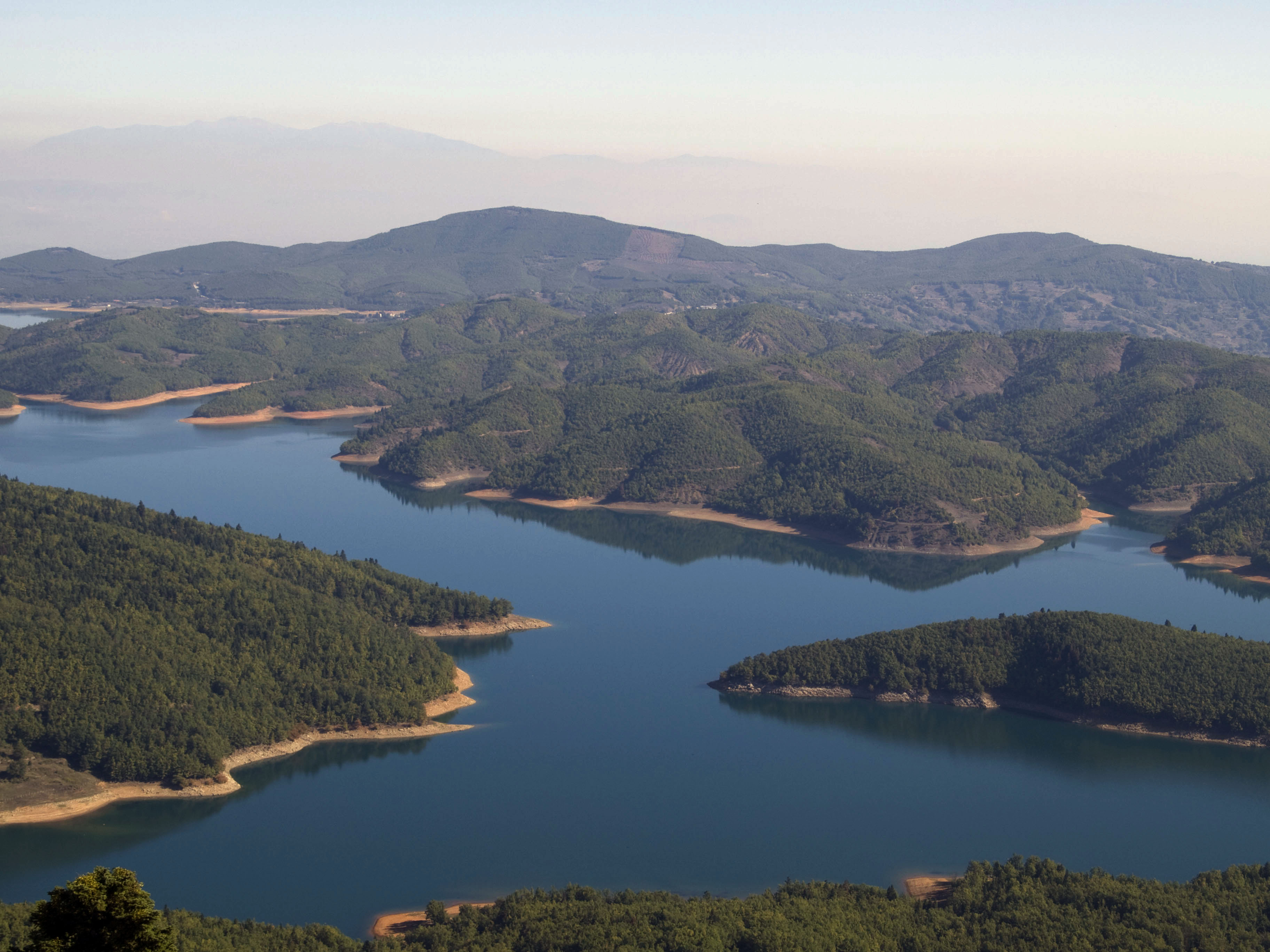 2ο Πανελλήνιο Σεμινάριο Διεύθυνσης Παιδικής-Σχολικής Χορωδίας με τον Νίκο Ευθυμίαδη στη Λίμνη Πλαστήρα