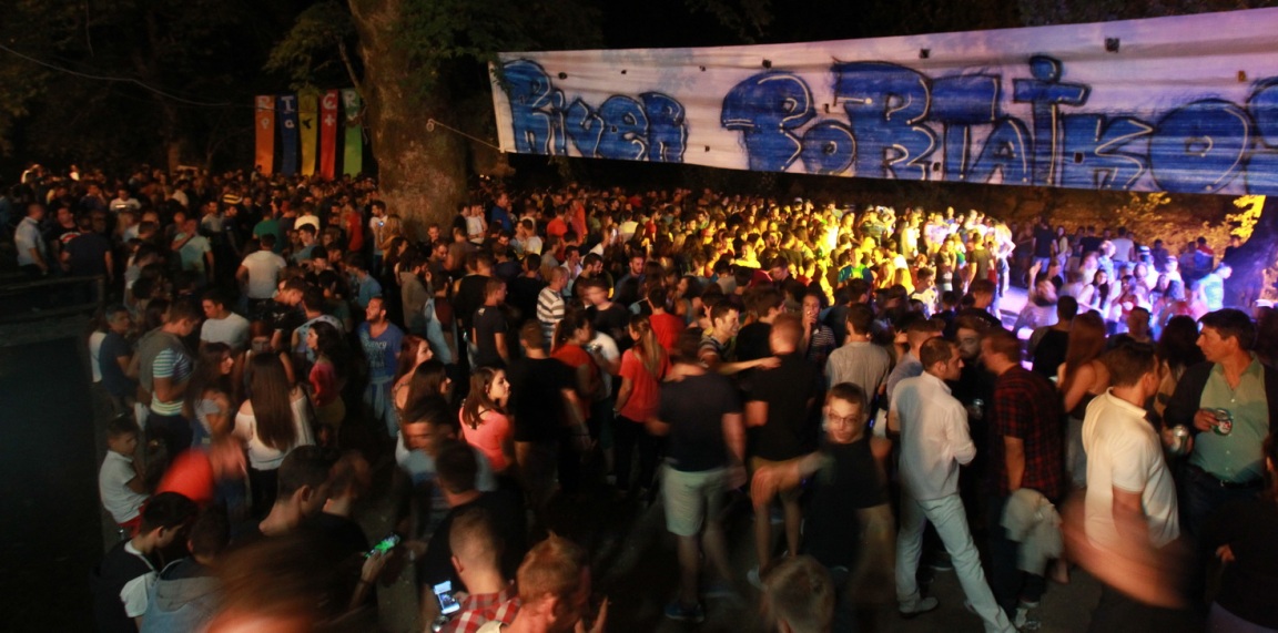 Ρυθμός και συμμετοχή στο 5ο River Party στις όχθες του Πορταϊκού ποταμού