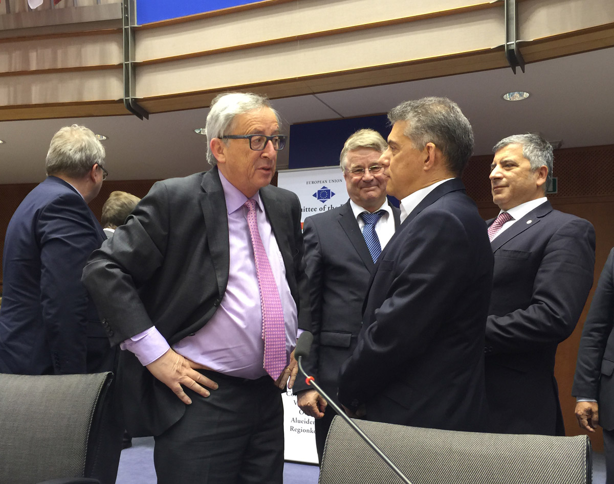 Δευτέρα συναντώνται Κ. Αγοραστός με Γιούνκερ