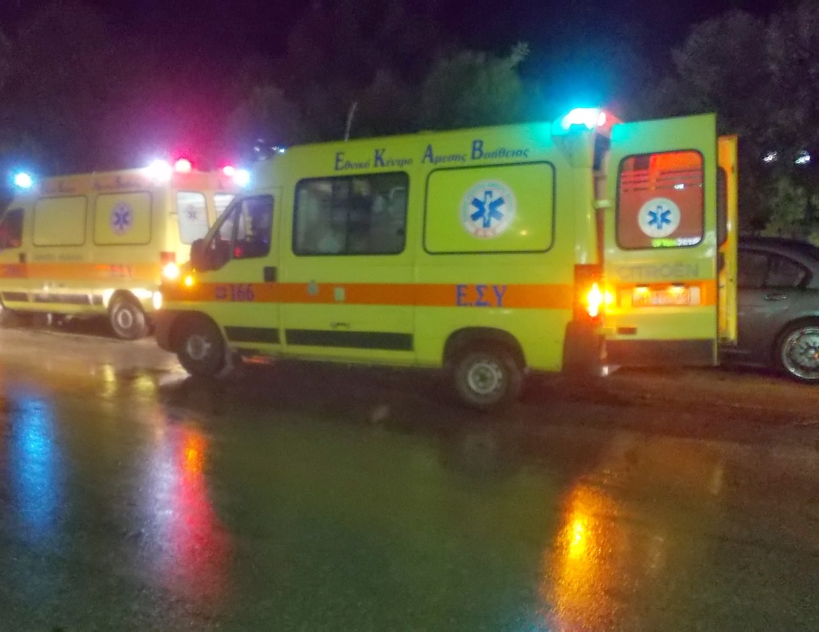 Τροχαίο με δύο σοβαρά τραυματίες στην ε.ο. Τρικάλων Λαρίσης
