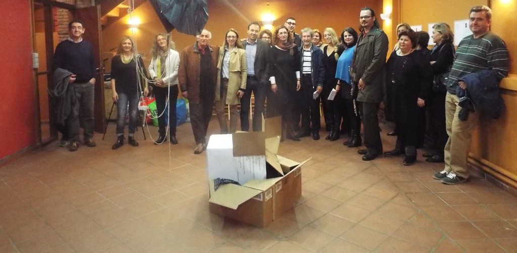 Δέκα ποιήματα για καλό σκοπό-Όταν η έμπνευση συμβαδίζει με την αλληλεγγύη