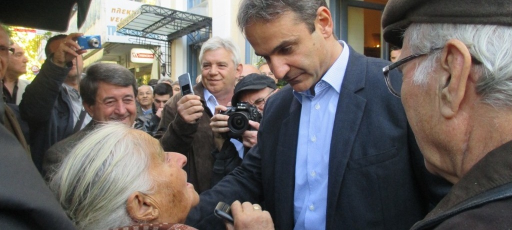 Θερμή υποδοχή στα Τρίκαλα για τον Κ. Μητσοτάκη- «Ο επόμενος πρόεδρος της ΝΔ θα πρέπει να είναι ακριβώς το αντίθετο από τον Αλέξη Τσίπρα» ανέφερε