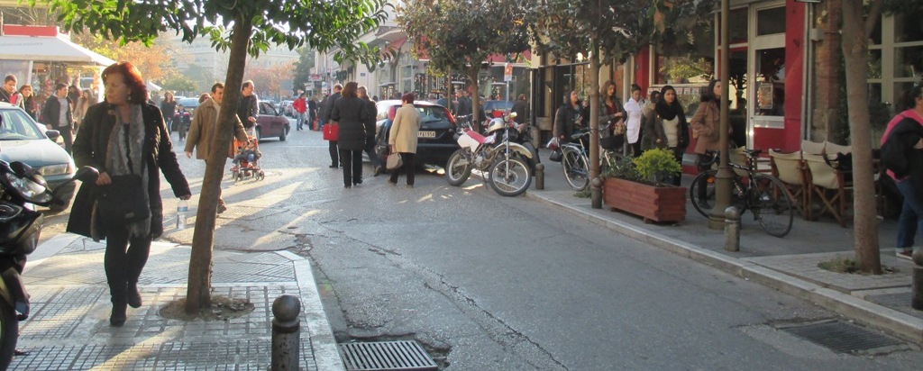 Βούλιαξαν τα Τρίκαλα 