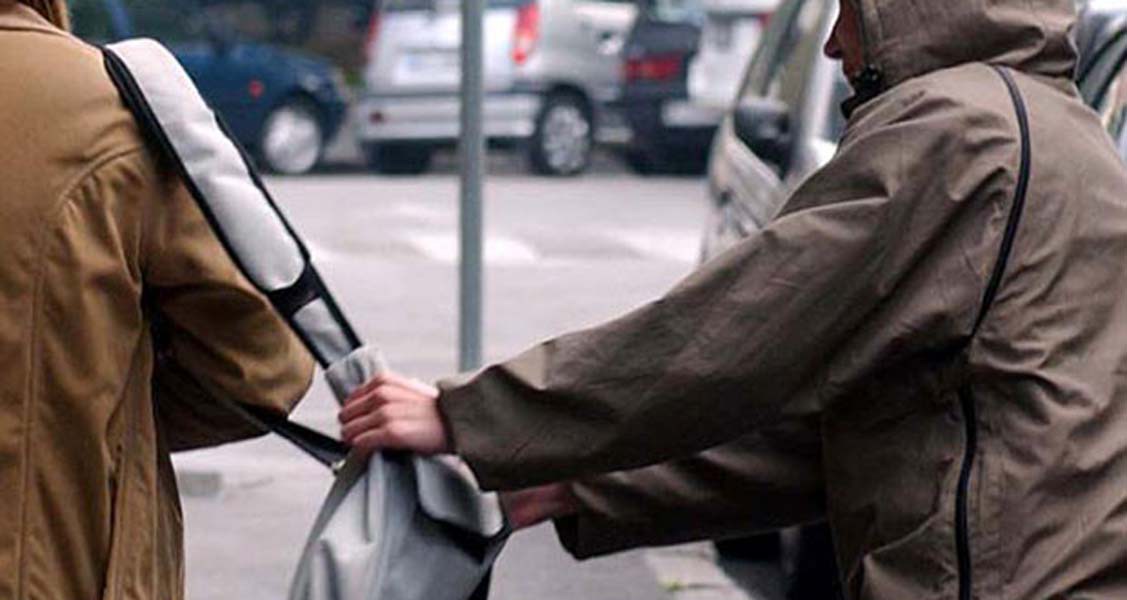 Συνελήφθη 29χρονος «τσαντάκιας» στο Βόλο