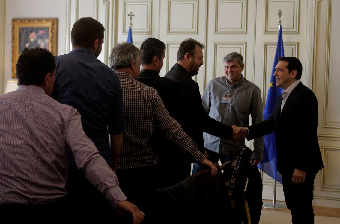 ΛΑΕ: Άνθρακες το αποτέλεσμα της συνάντησης της κυβέρνησης με τους εκπροσώπους των 39 μπλόκων