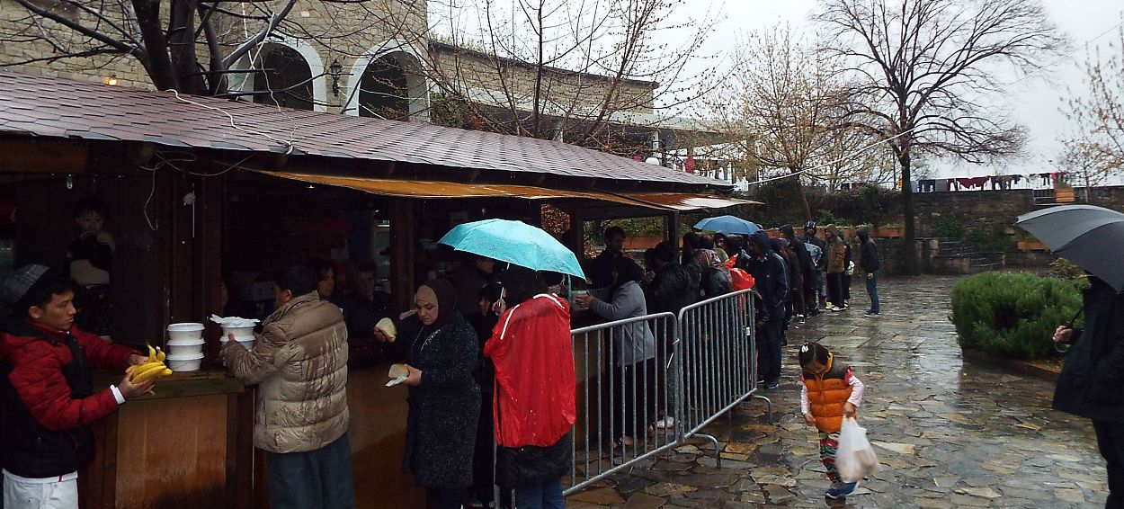 Ανάγκη για ανθρωπιστική βοήθεια για τους πρόσφυγες στο Φρούριο-Ποια είδη χρειάζονται