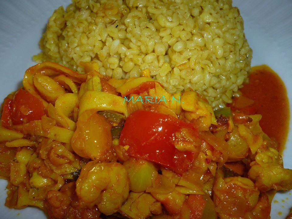 Μix θαλασσινών με πιλάφι