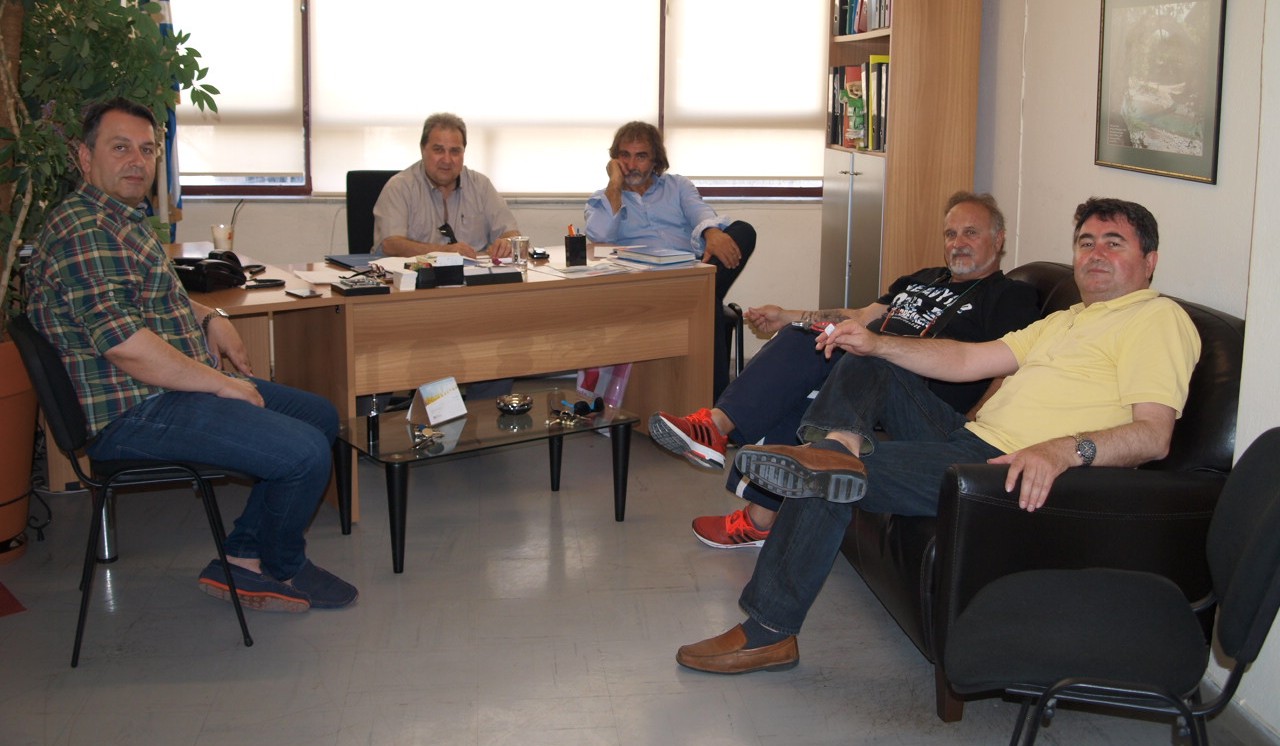 Στο επίκεντρο η συνεχιζόμενη πτώση της ιδιωτικής κατανάλωσης