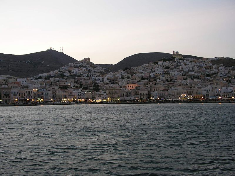 Σαν Μιχάλης: Το χωριό με το διάσημο τυρί στη Σύρο