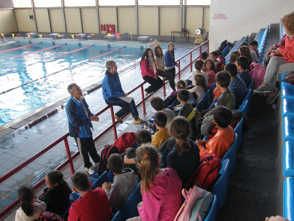 Ξεκίνησαν τα μαθήματα κολύμβησης για την Γ’ Δημοτικού