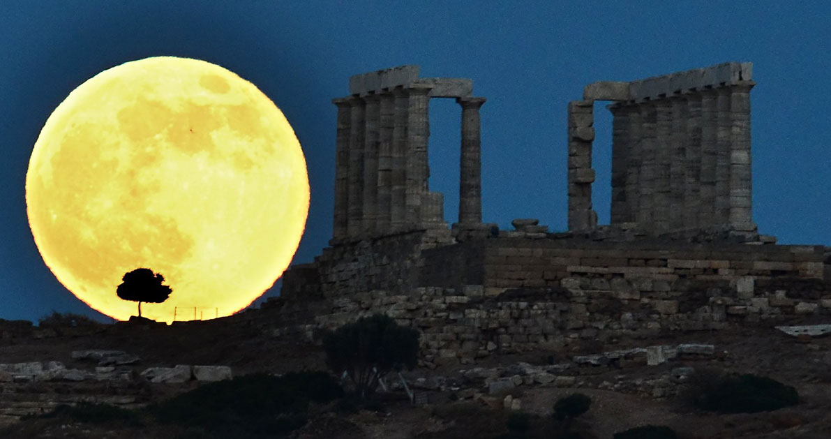 Στις 14 Νοεμβρίου η μεγαλύτερη πανσέληνος των τελευταίων 70 ετών