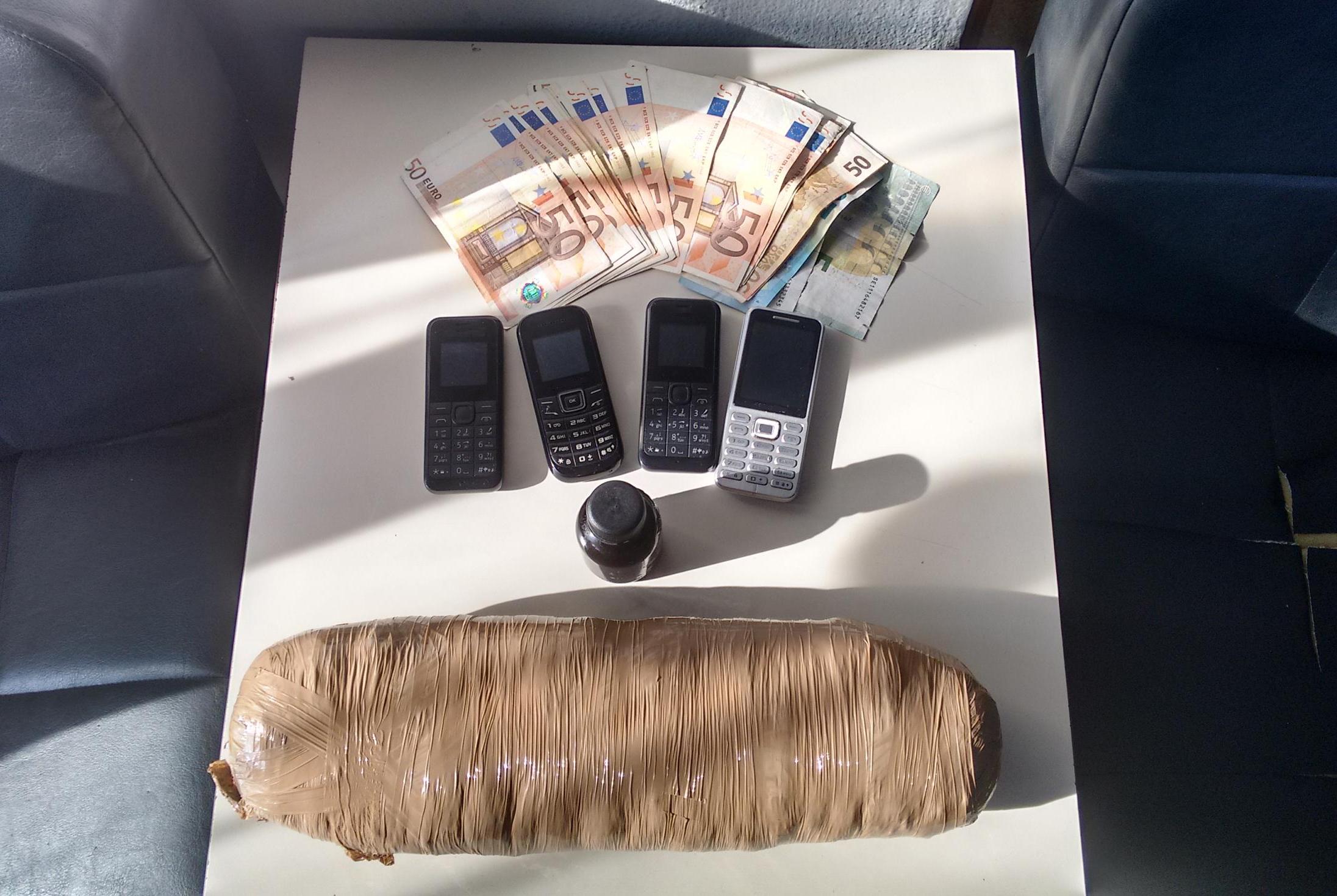 Συνελήφθησαν δύο αλλοδαποί για διακίνηση ναρκωτικών ουσιών
