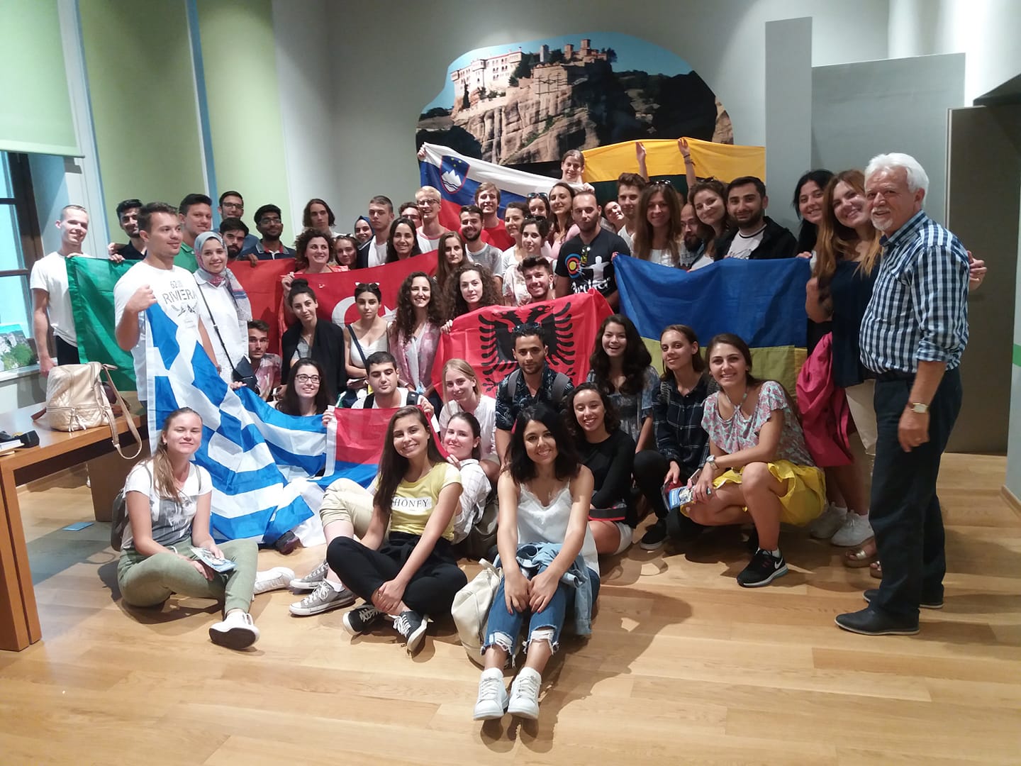 Φοιτητές από 12 χώρες στο Μουσείο Γεωλογικών Σχηματισμών Μετεώρων στο Καστράκι