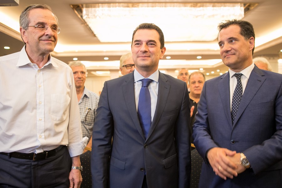 Εντυπωσιακή συγκέντρωση για τον Κώστα Σκρέκα στην Αθήνα
