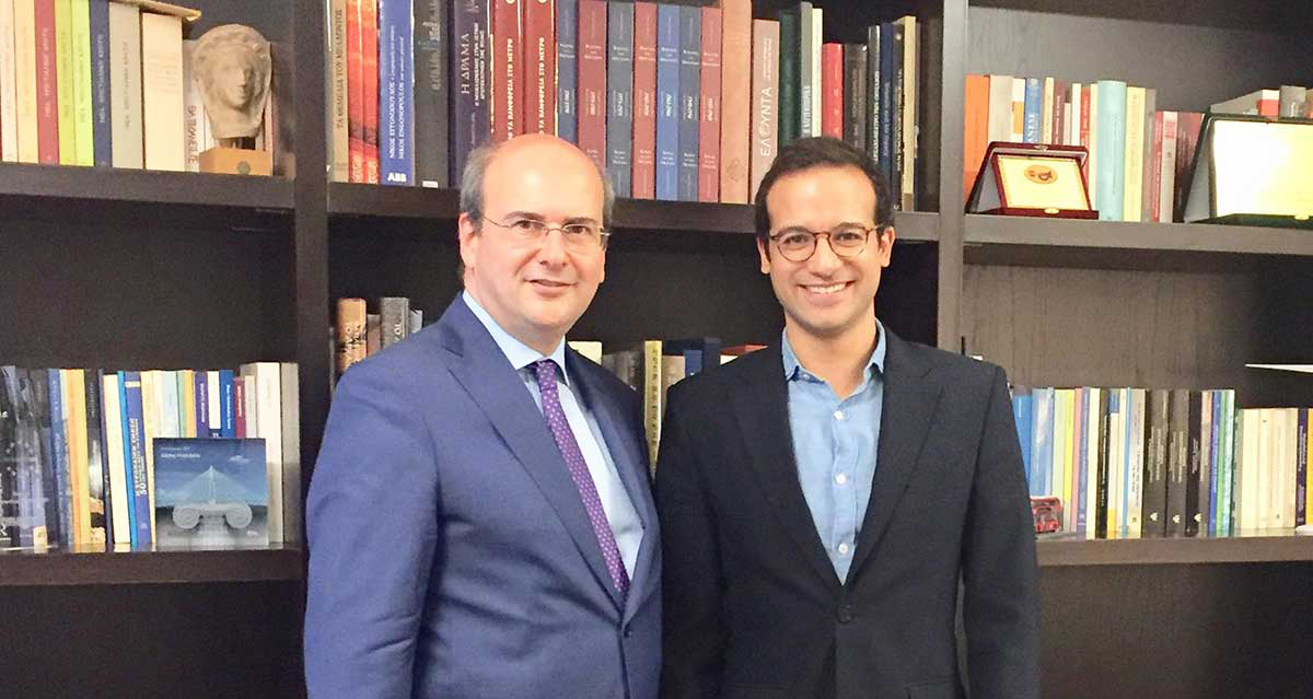 Χατζηδάκης: «Χρειαζόμαστε ανθρώπους σαν τον Μικέλη»