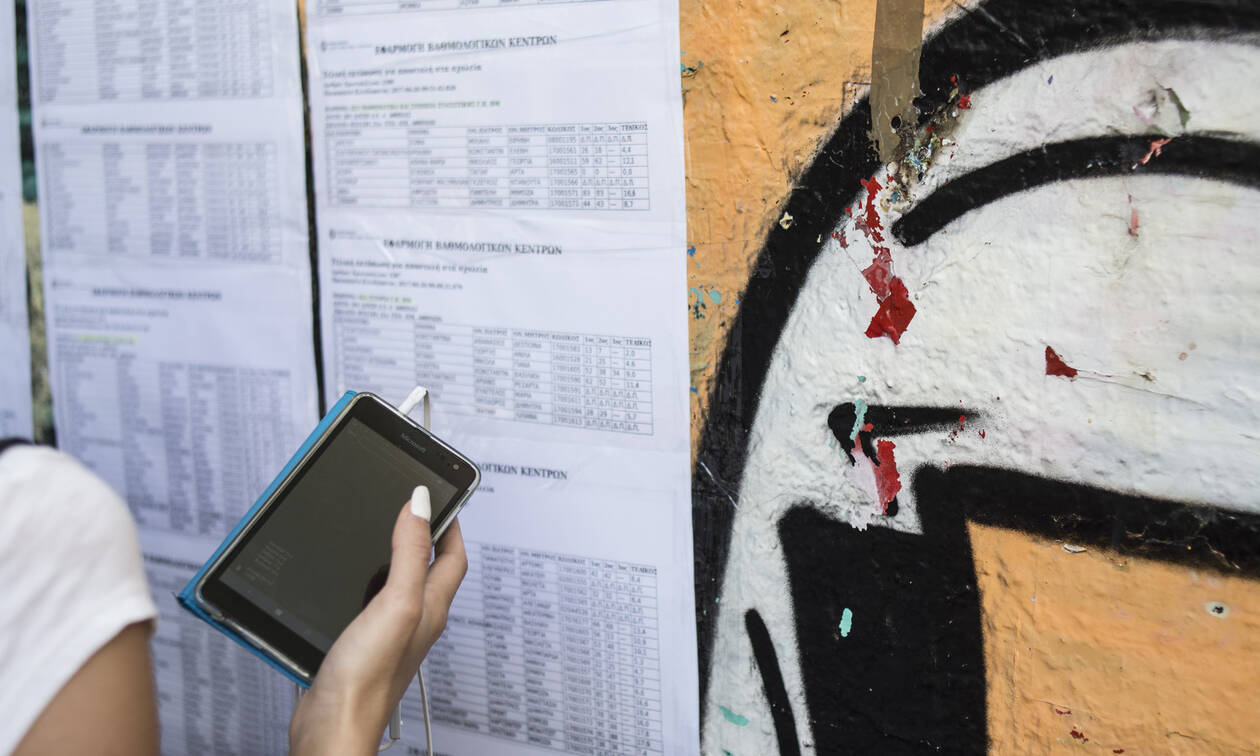 Βάσεις 2019: Πανωλεθρία! Σε ποιες σχολές προβλέπεται πτώση έως και 1.000 μόρια