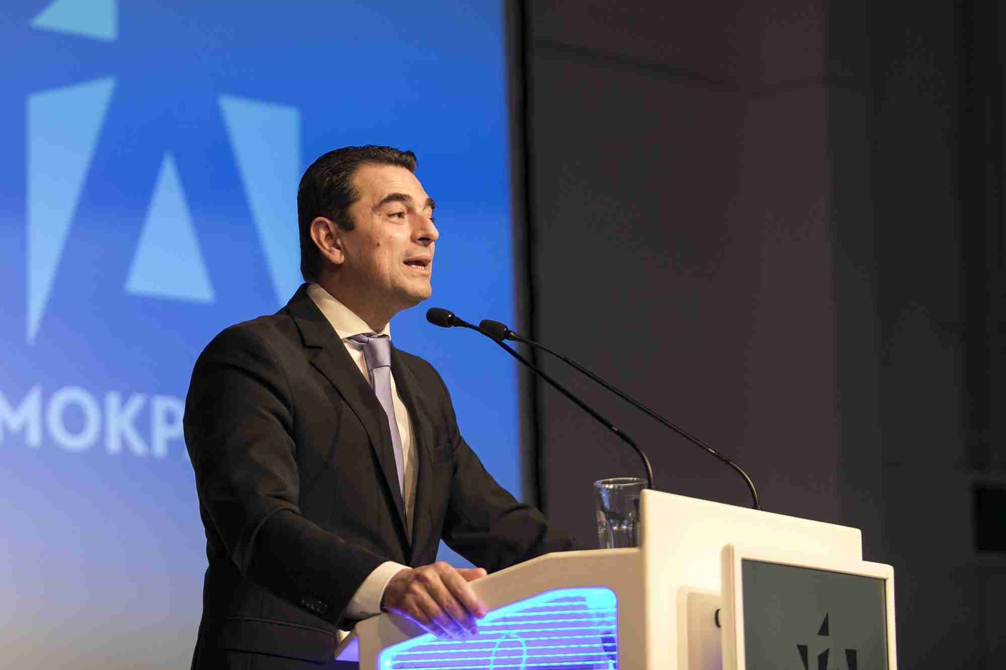 Η Πύλη έδειξε Κώστα Σκρέκα