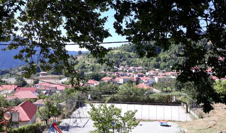 Χρυσομηλιά : Το πανέμορφο χωριό των πολυτέκνων στα Τρίκαλα