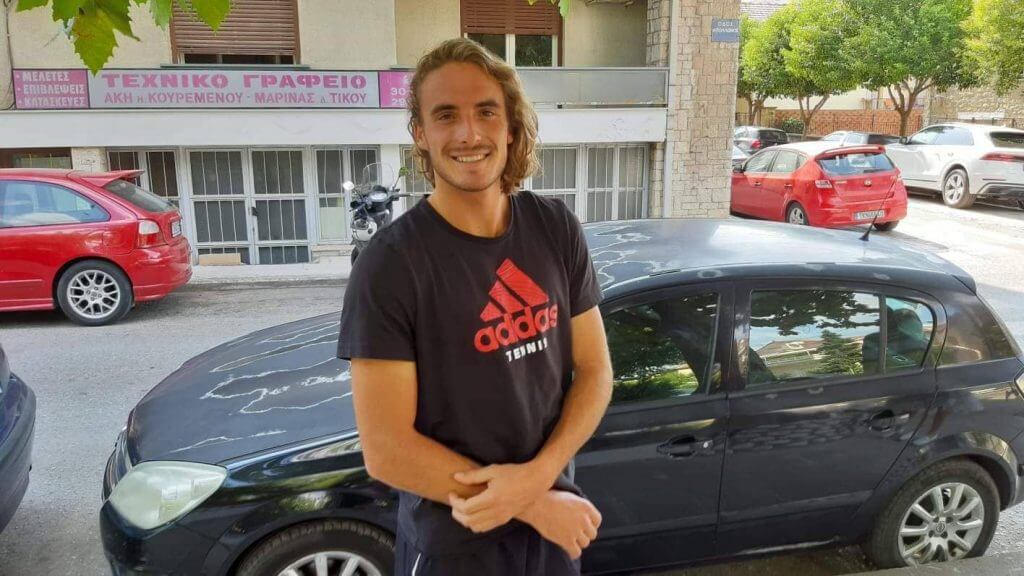 Στα Τρίκαλα ο Στέφανος Τσιτσιπάς