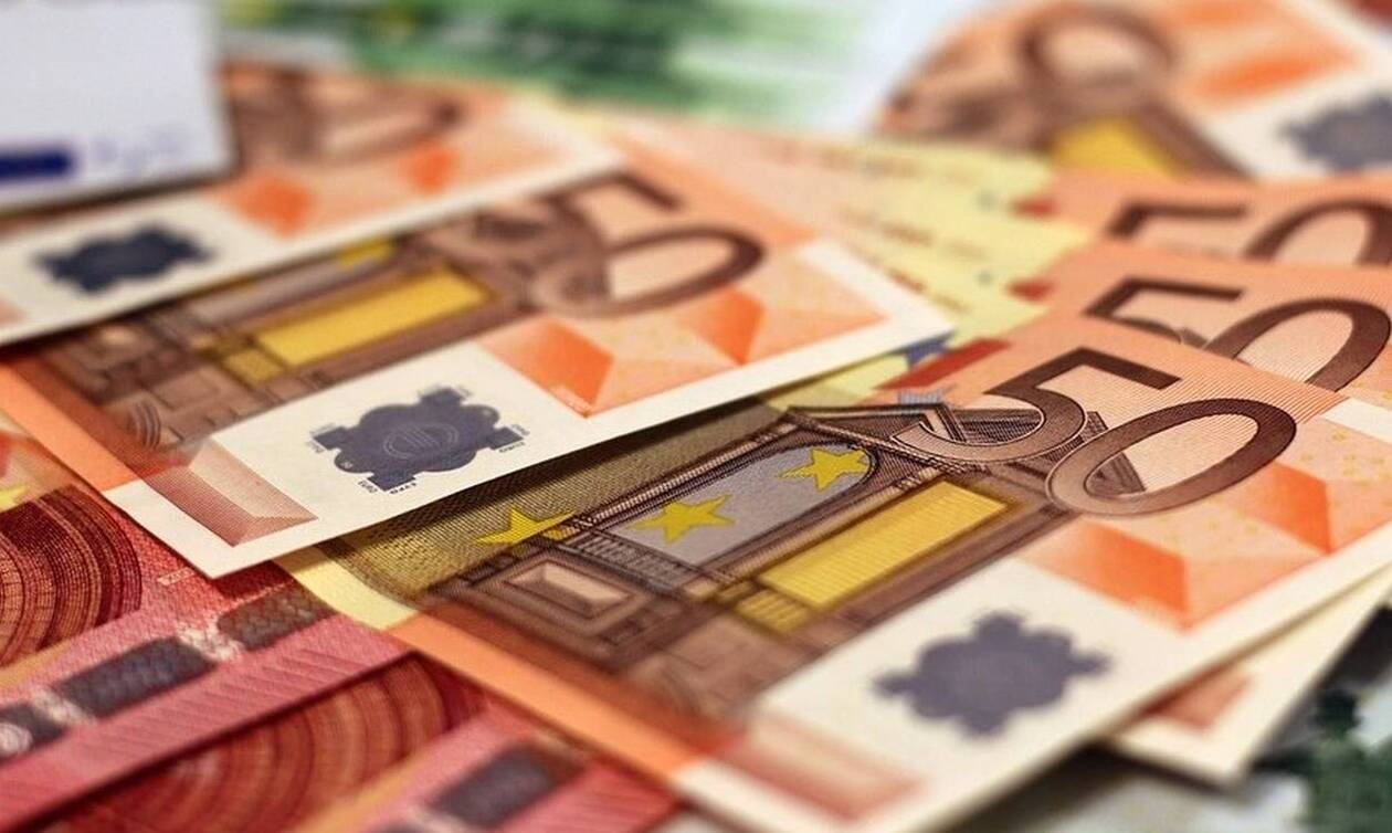 Μπαράζ πληρωμών τις επόμενες ημέρες: Πότε καταβάλλονται συντάξεις, ΚΕΑ και επιδόματα