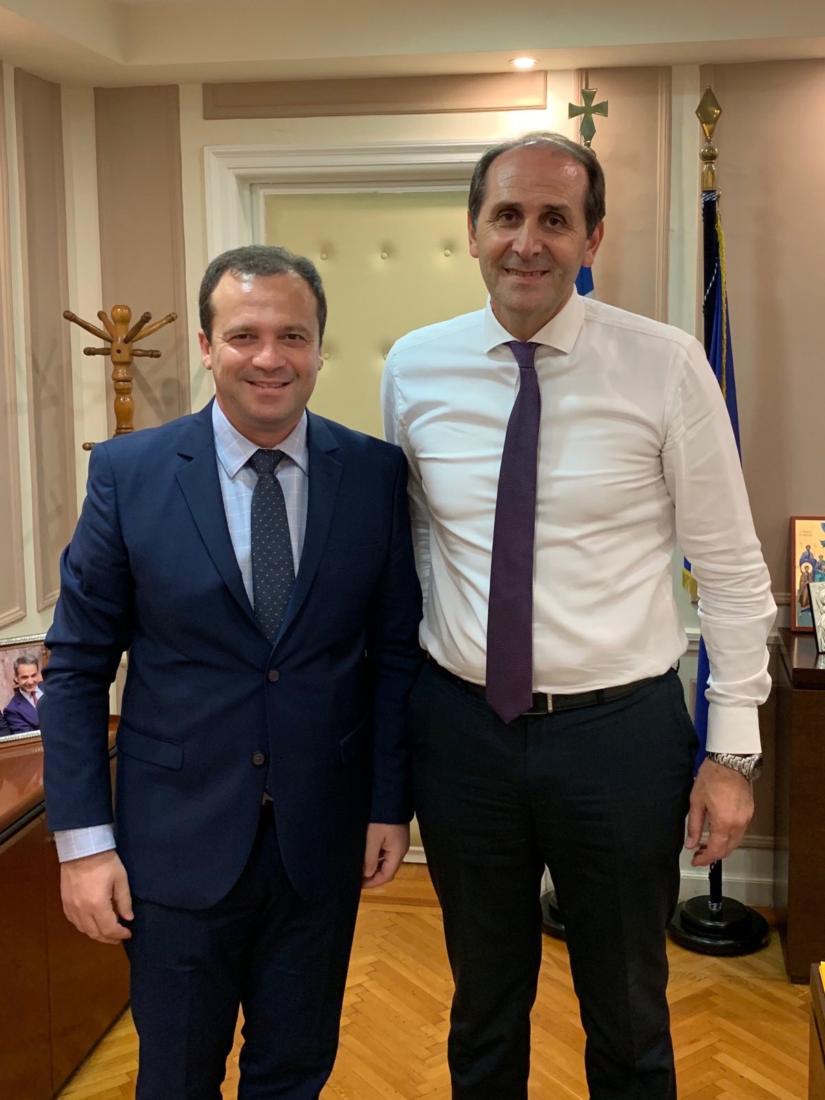 Συνάντηση Λιούτα με Υφυπουργό Οικονομικών