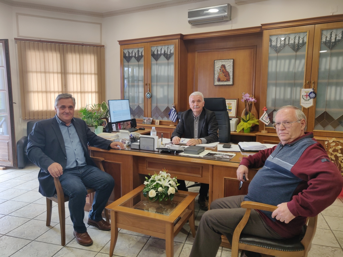 Συνάντηση Δημάρχου Μετεώρων με πρώην προέδρους της διευρυμένης κοινότητας Ασπροποτάμου