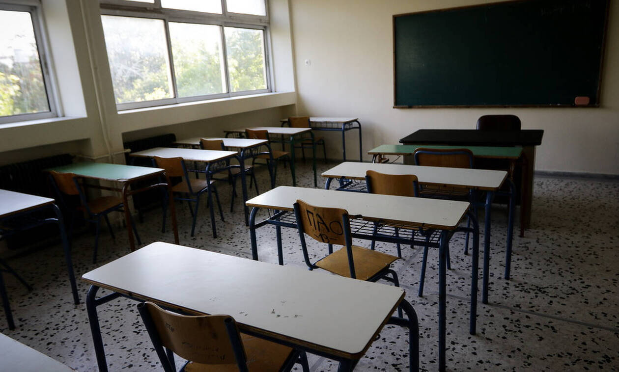 Χριστούγεννα 2019: Πότε κλείνουν τα σχολεία για τις χειμερινές διακοπές – Πόσο θα διαρκέσουν