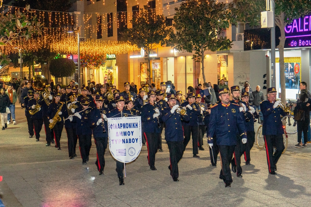 Πλημμύρισαν τα Τρίκαλα οι νότες του 2ου Φεστιβάλ Φιλαρμονικών