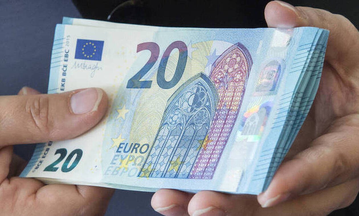 Κοινωνικό μέρισμα 2019: Πώς θα πάρετε τα 700 ευρώ – Μυστικά και παγίδες
