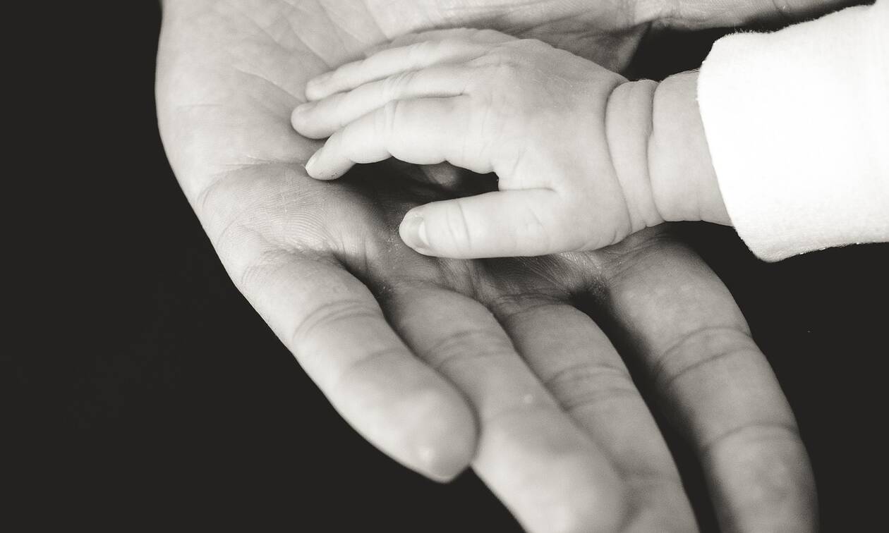 Επίδομα γέννας: Ξεκινούν οι αιτήσεις – Ποιοι οι δικαιούχοι – Πώς θα κάνετε την αίτηση