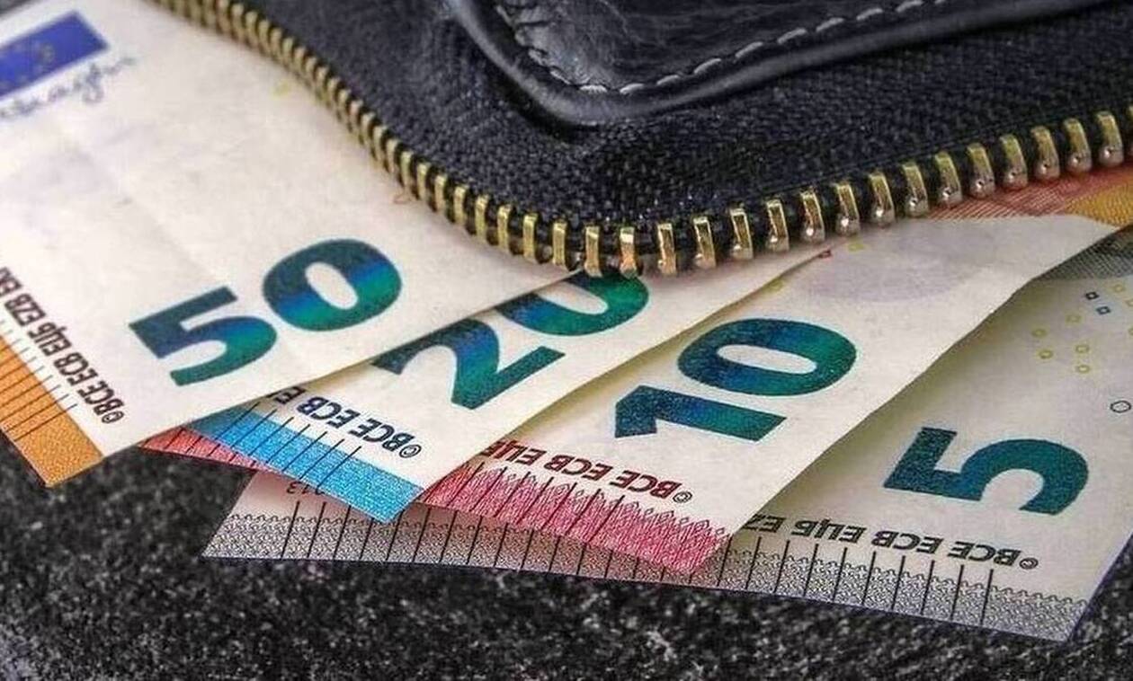 ΟΠΕΚΑ: Πότε πληρώνει τα επιδόματα στους δικαιούχους – Αναλυτικά οι ημερομηνίες