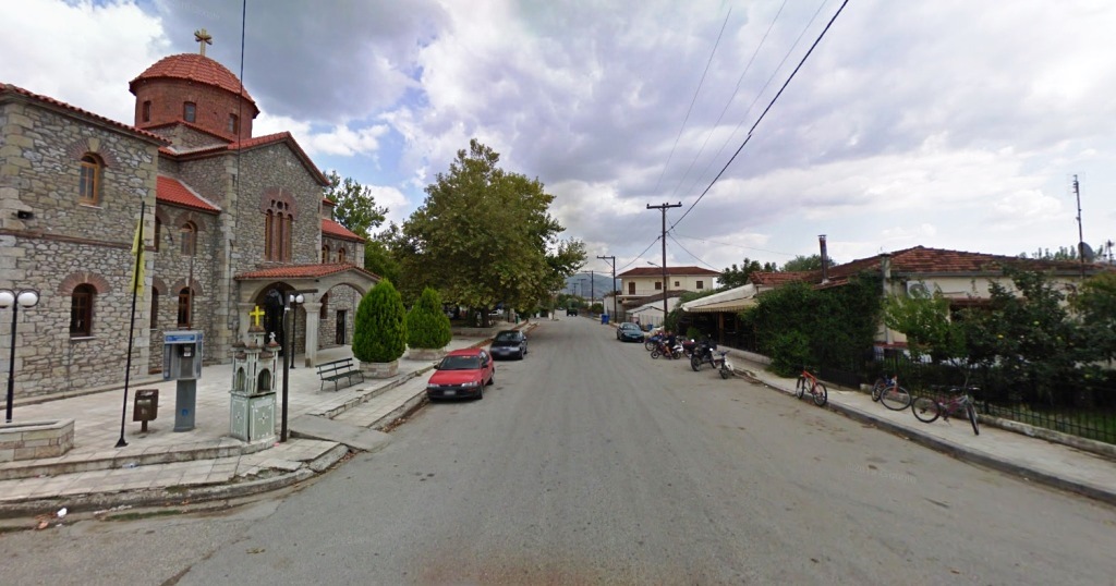 Πεζοδρόμια και πλακοστρώσεις στη Ζηλευτή