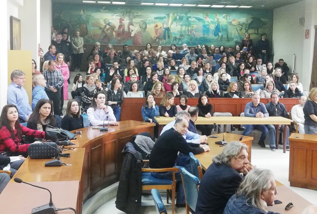 Ευχές και προτροπές στην πίτα των δημοτικών υπαλλήλων Δ. Τρικκαίων