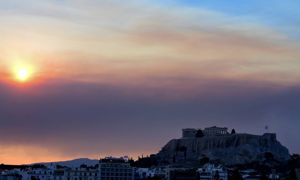 Καιρός: Άνοιξη και ζέστη Δευτέρα, Τρίτη – Ξανά χειμώνας από Πέμπτη