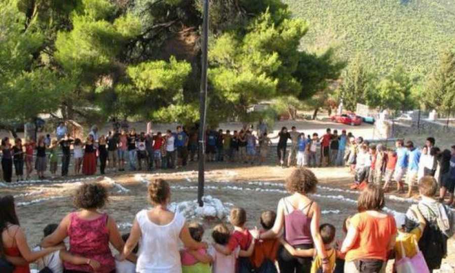 ΟΑΕΔ: Ξεκινούν οι ηλεκτρονικές αιτήσεις για τις 70.000 θέσεις σε παιδικές κατασκηνώσεις