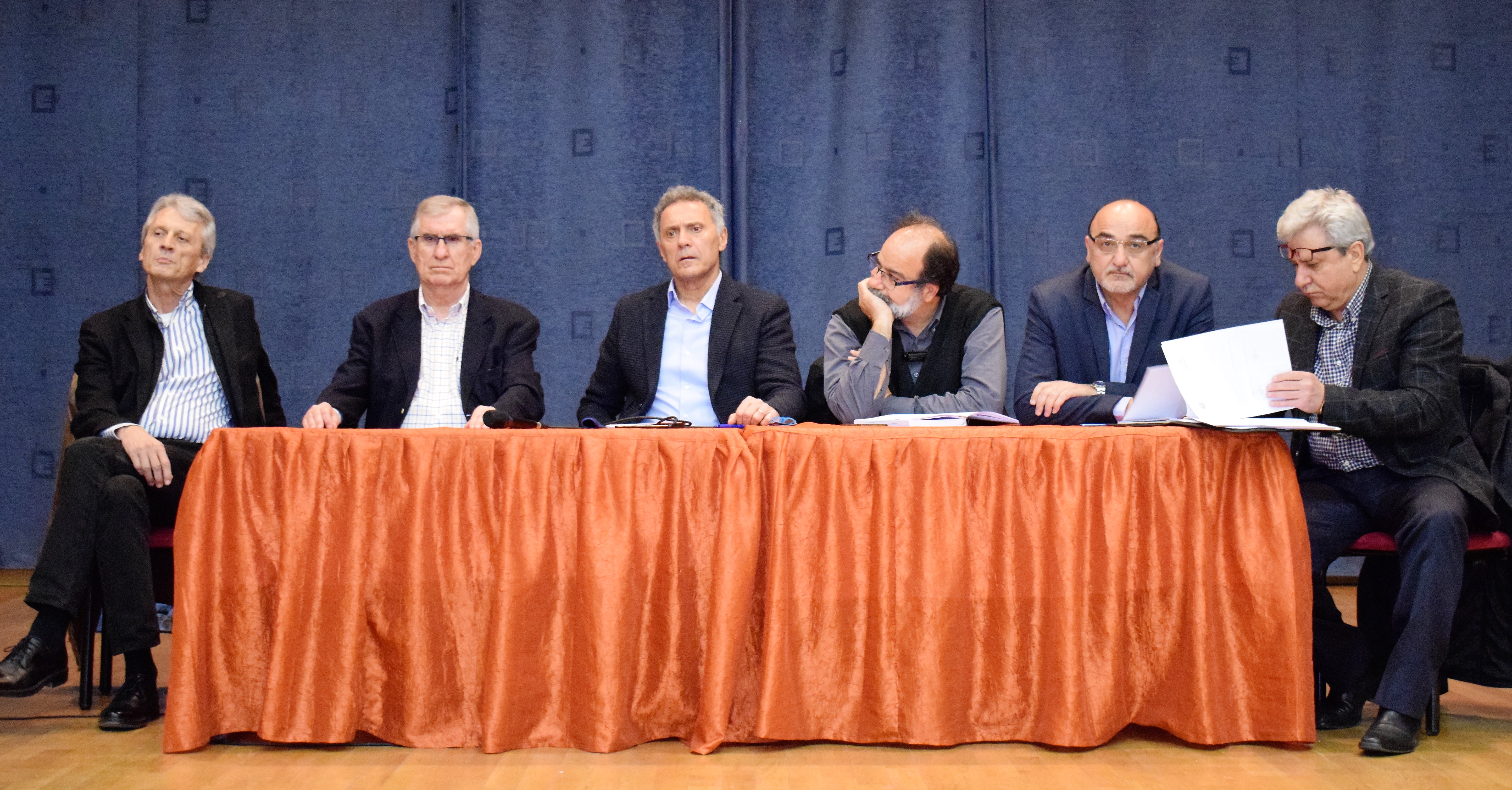 Σε εγρήγορση Περιφέρεια και ΠΕΔ Θεσσαλίας για την αντιμετώπιση της πανδημίας