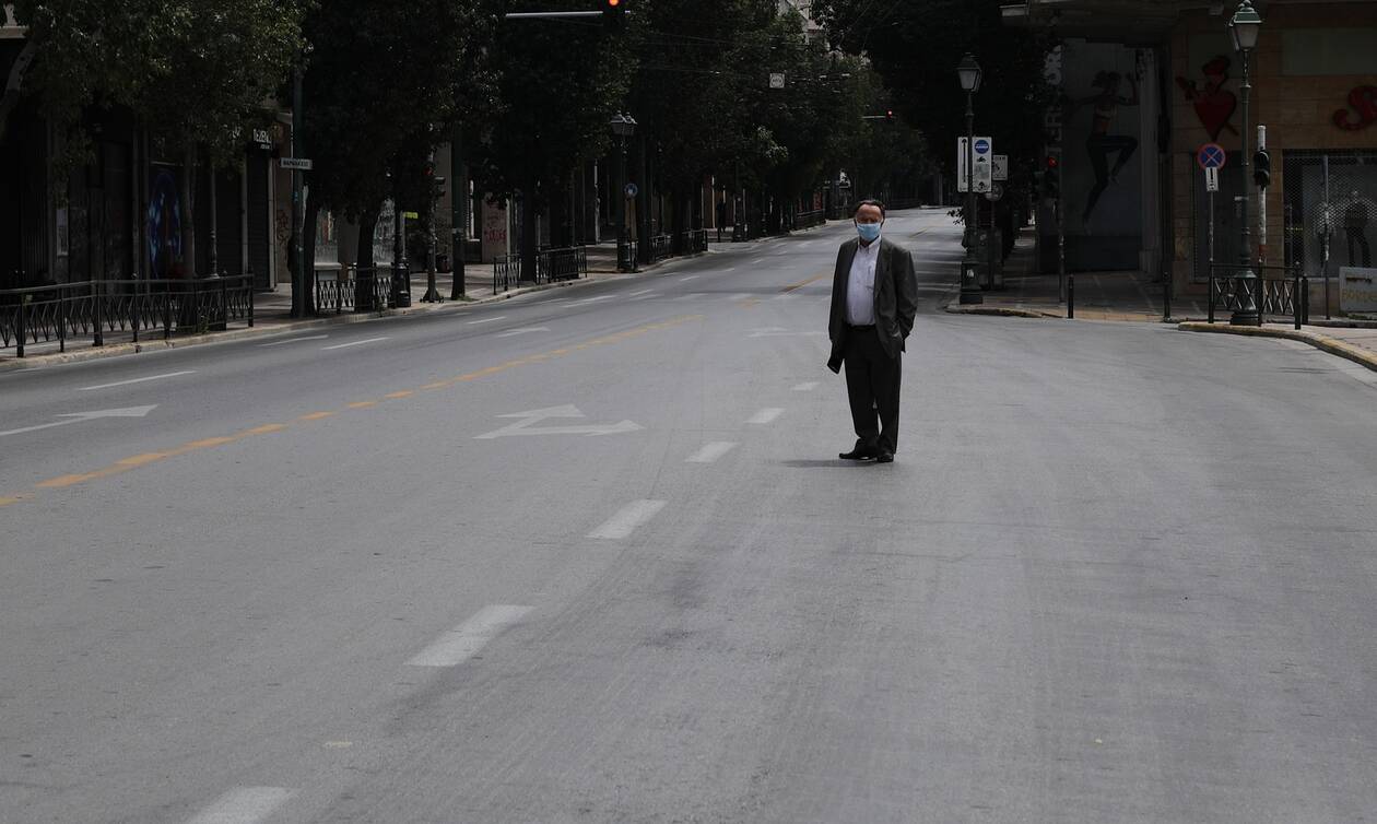 Κορονοϊός: «Κλειδώνει» η άρση των μέτρων – Πώς θα ανοίξουν καταστήματα, καφέ και ξενοδοχεία