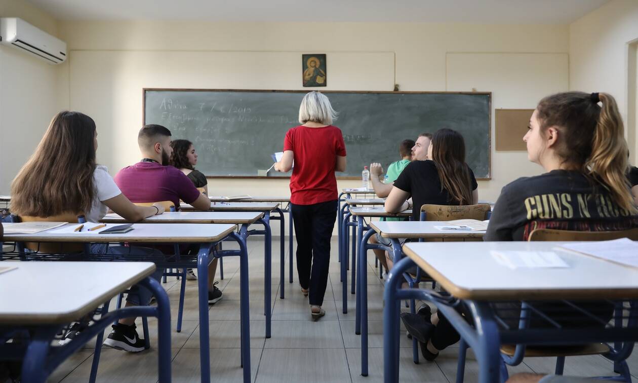 Κορονοϊός – Κεραμέως: Κανένα ενδεχόμενο να μην γίνουν οι Πανελλήνιες