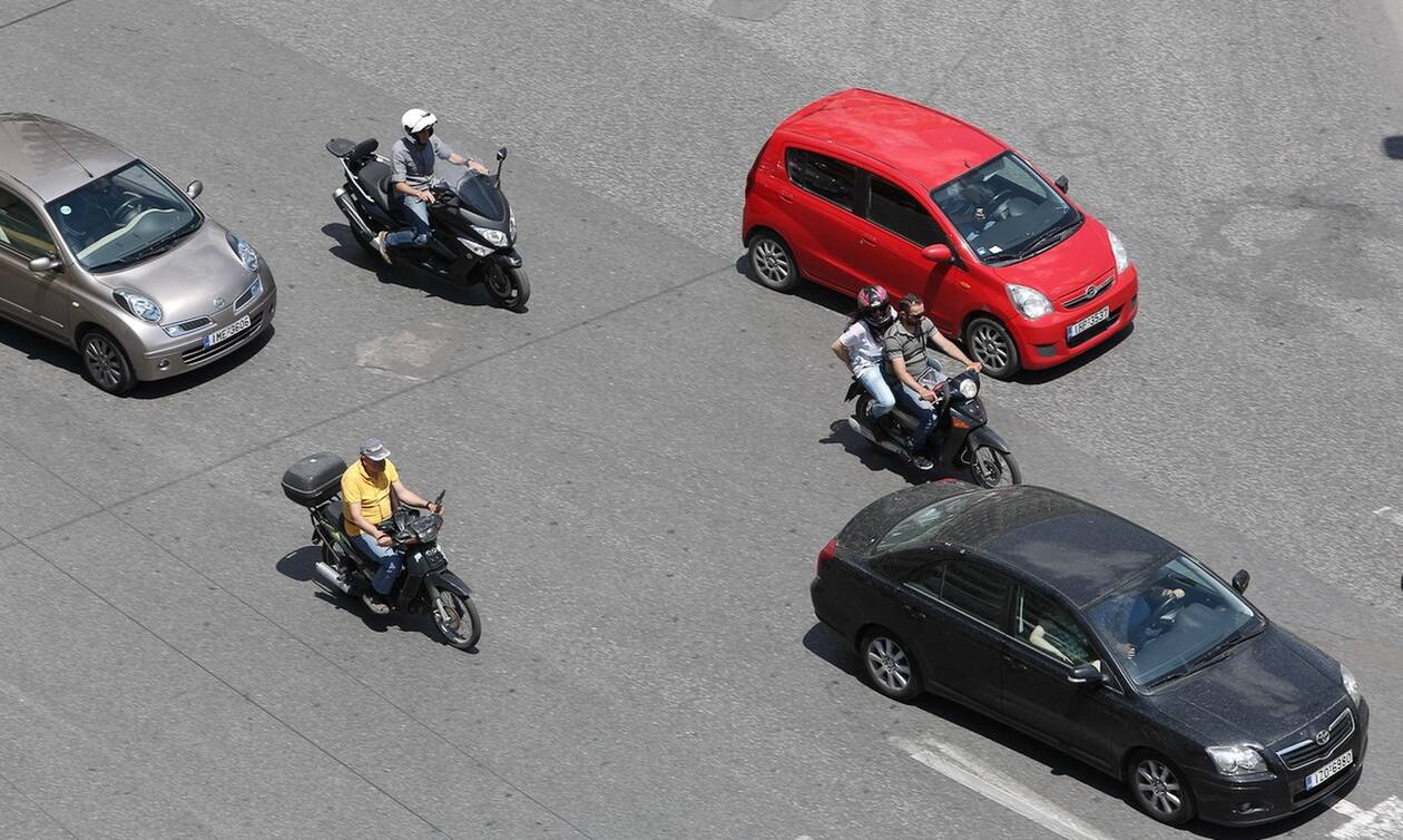 Άρση μέτρων – Τι ισχύει από Δευτέρα: Οι περιορισμοί στα ΙΧ