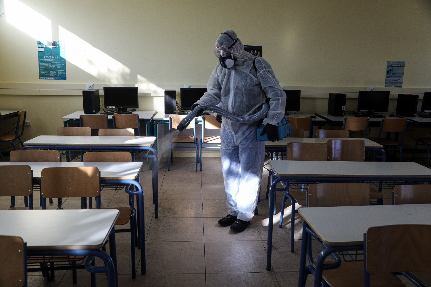Παπαστεργίου: Οι Δήμοι λαμβάνουν μέτρα για την ασφαλή λειτουργία σχολείων